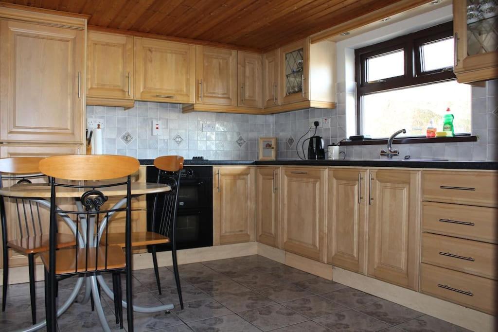 4 Bedroom Traditional Irish Farm House Killybegs Donegal Town Eksteriør bilde