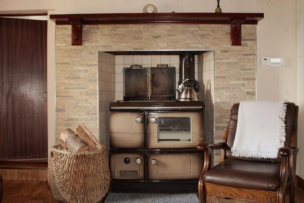 4 Bedroom Traditional Irish Farm House Killybegs Donegal Town Eksteriør bilde